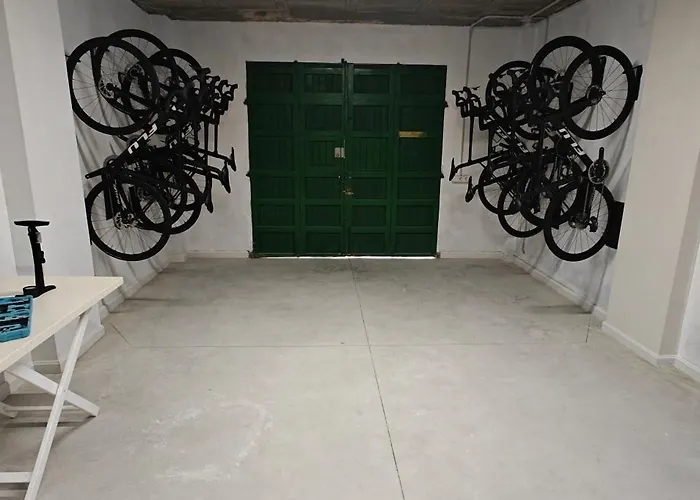 Albercutx Pollentia 1 2 3 *